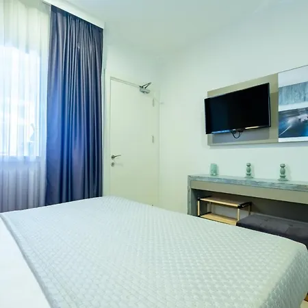 Charming Seafront With Apartment Bodrum